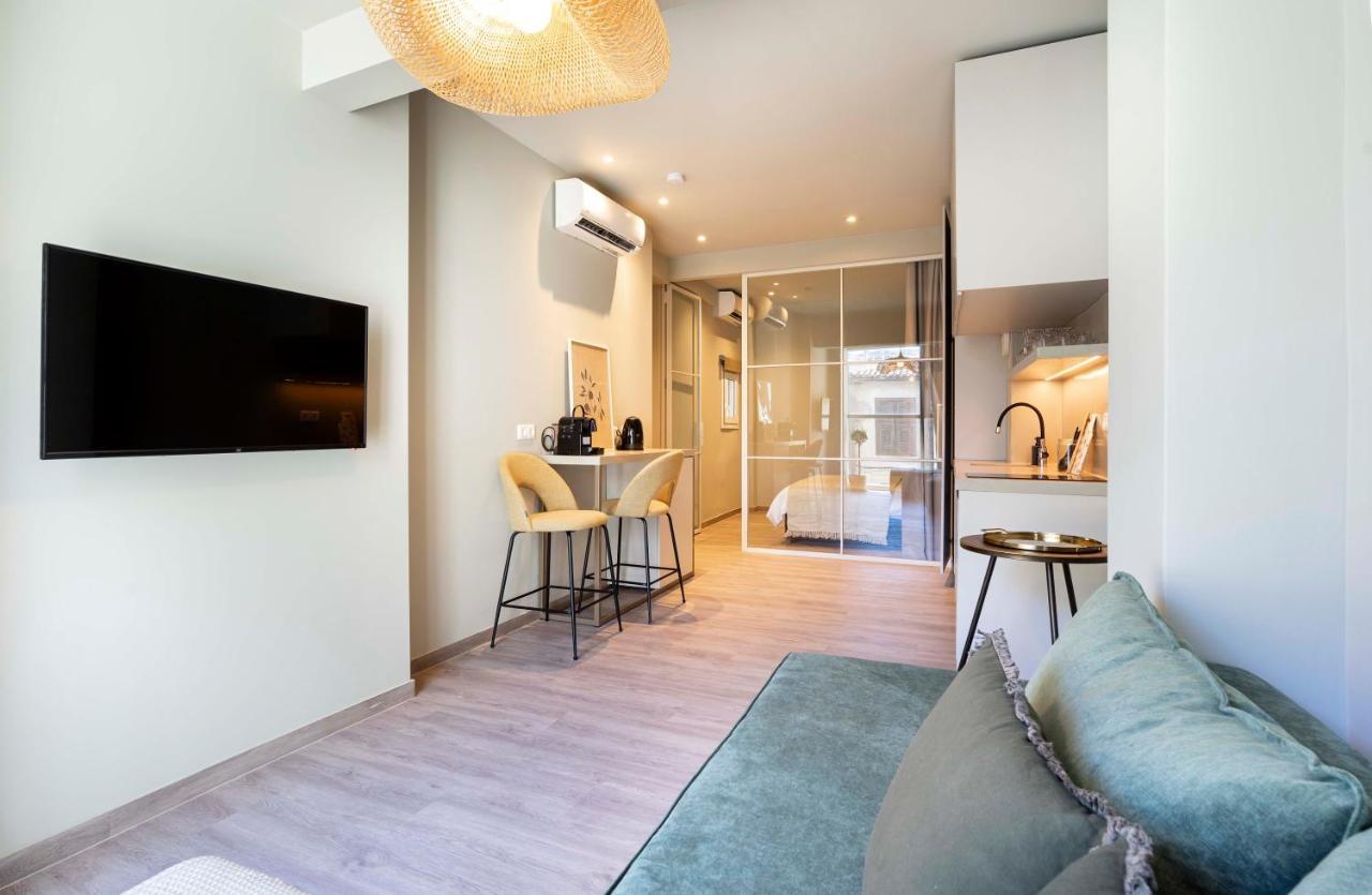 Yalarent Stunning Apartments At The Heart Of Athen Eksteriør bilde