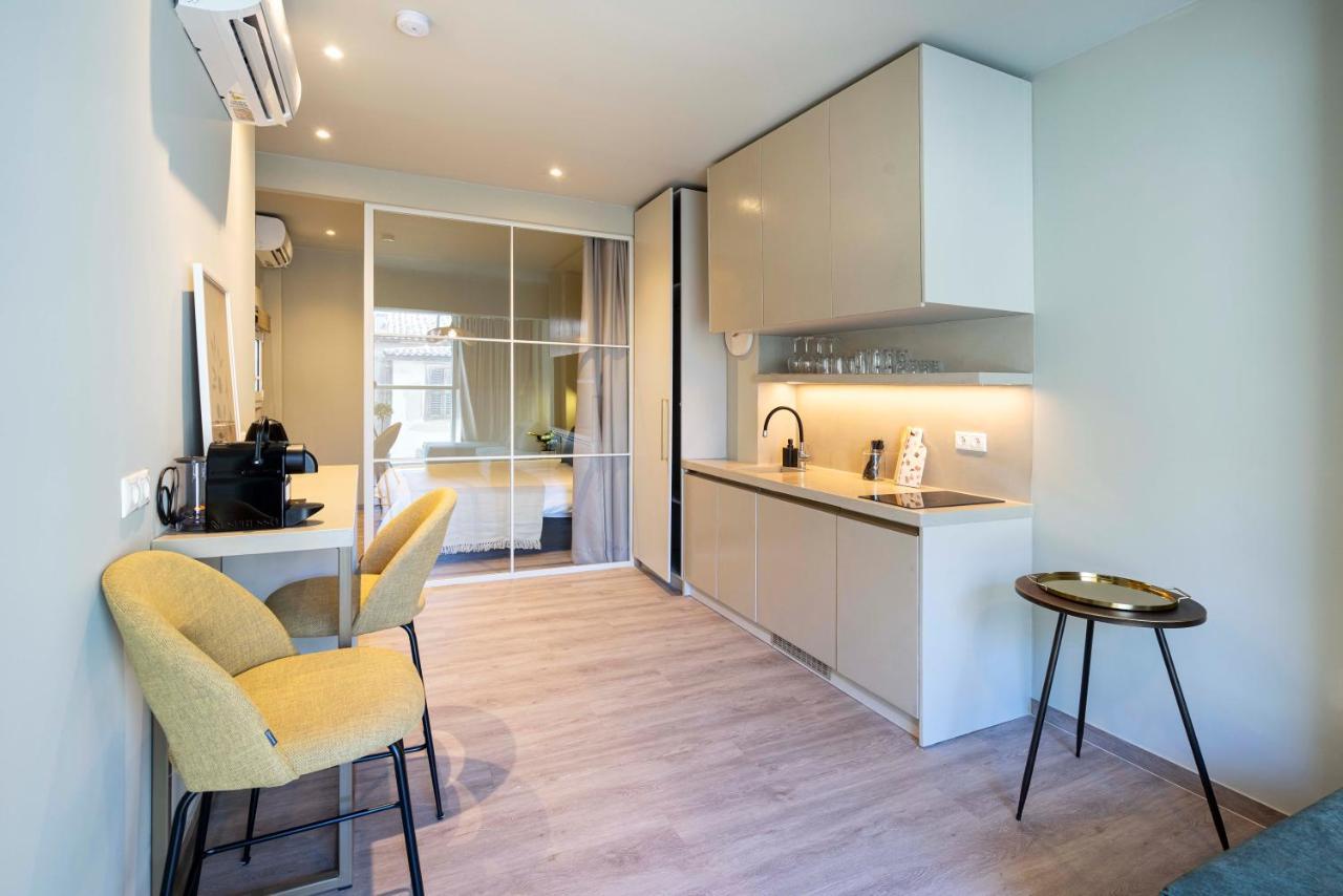 Yalarent Stunning Apartments At The Heart Of Athen Eksteriør bilde