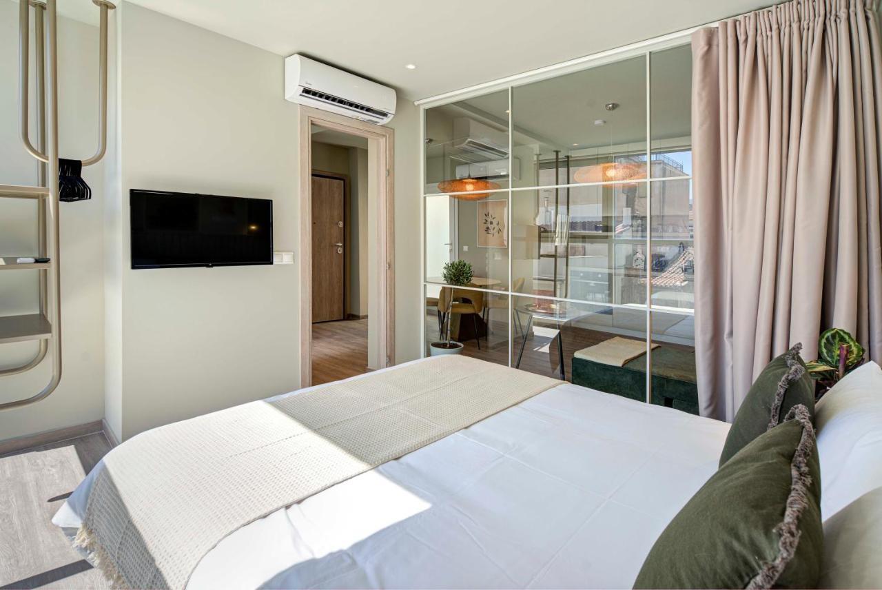 Yalarent Stunning Apartments At The Heart Of Athen Eksteriør bilde